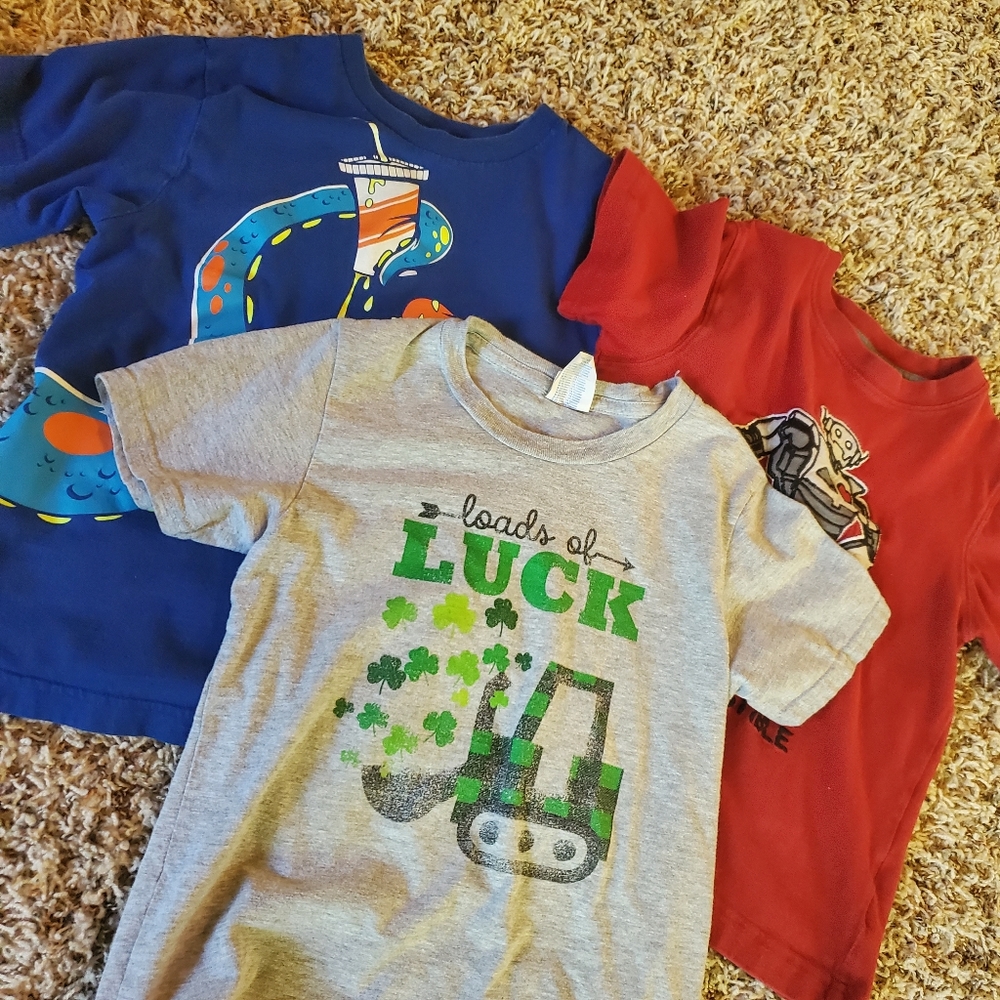 Bundle of 3 Shirts